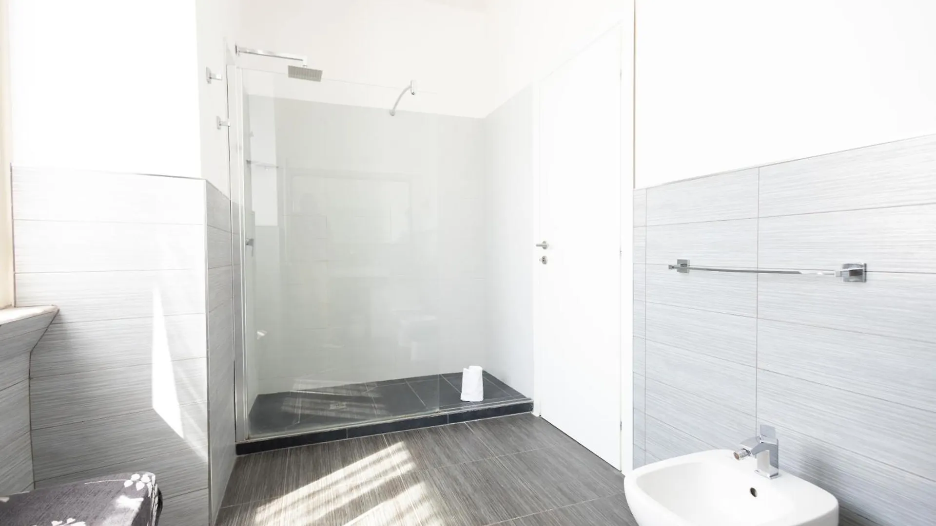 Bed & Breakfast Romerooms Cola Di Rienzo